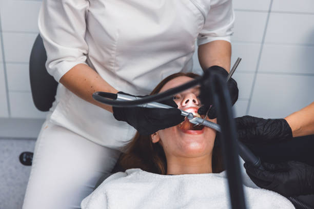 Best Emergency Tooth Extraction in Hartford, IL